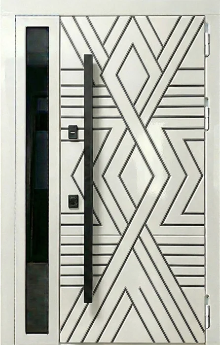 Металлическая белая дверь с геометрией и боковым стеклом для частного дома №137