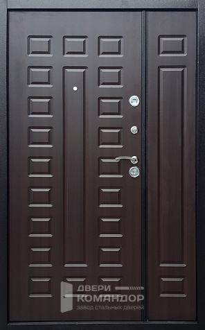 Дверь в тамбур многоквартирного дома №5 - внутренняя сторона